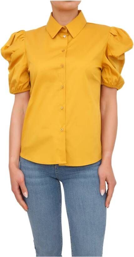 Kocca kerriegele stretch blouse pofmouw valt kleiner
