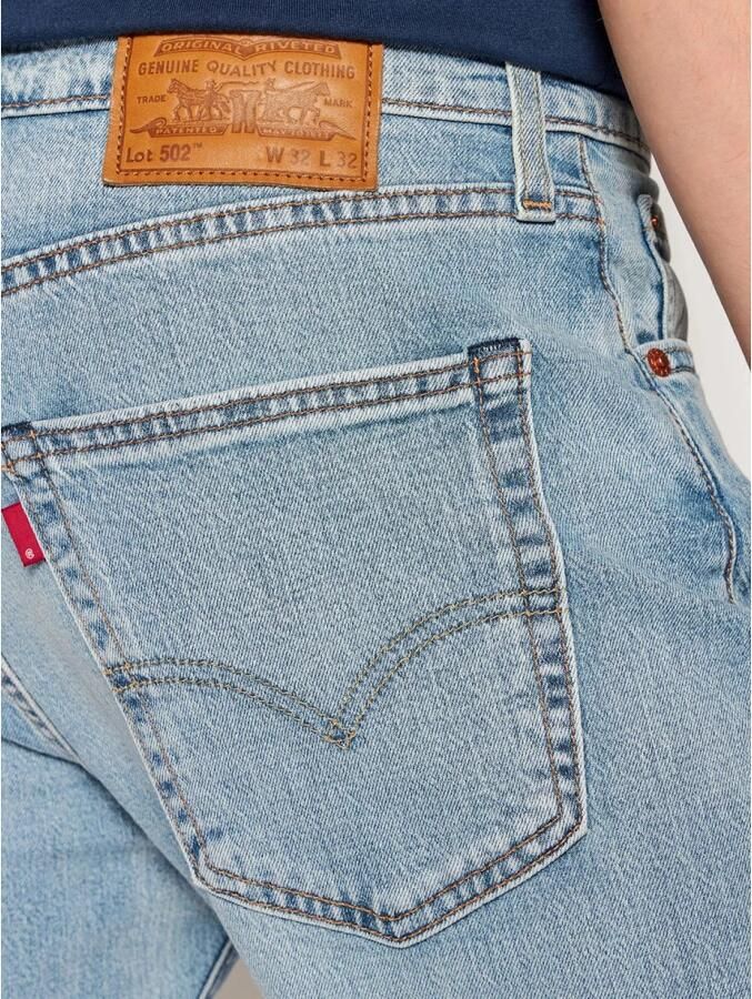 Levi's Tapered jeans 502 TAPER in een elegante moderne stijl - Foto 2