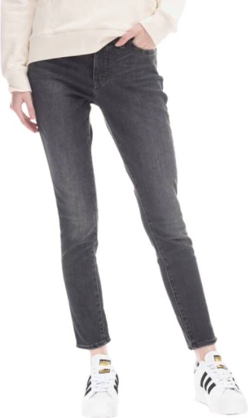 Levi's 300 Jeans met labelpatch model '311™ SHAPING SKINNY' Model '311™ SHAPING SKINNY'