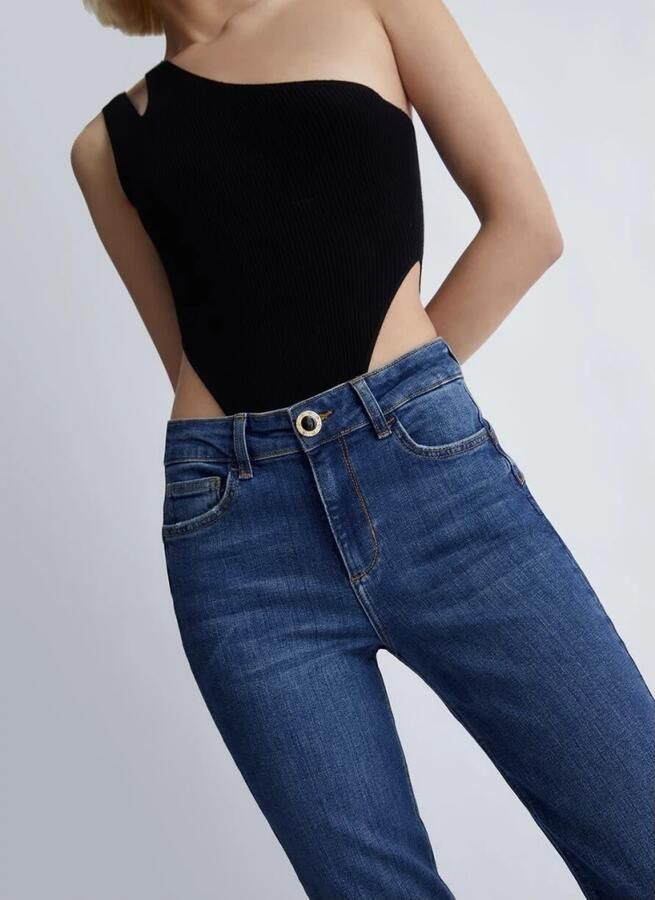 Liu Jo Blauwe Jeans met Gebruikte Wassing en Vernietigde Details Blue Dames - Foto 3