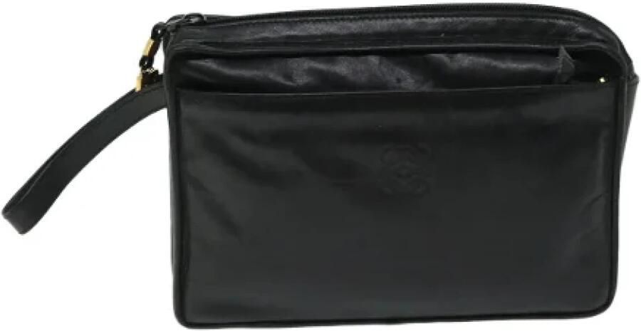 Loewe Pre-owned Leather clutches Black Dames