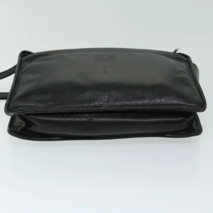 Loewe Pre-owned Leather clutches Black Dames - Foto 2