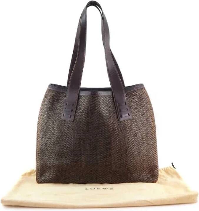 Loewe Pre-owned Canvas handbags Bruin Dames
