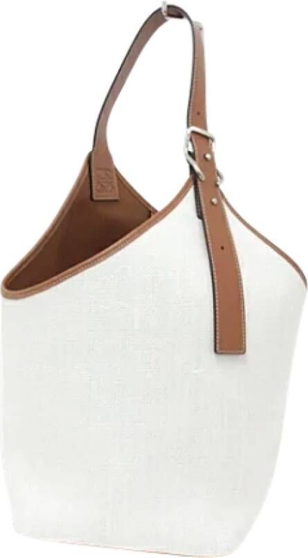 Loewe Pre-owned Canvas handbags Bruin Dames