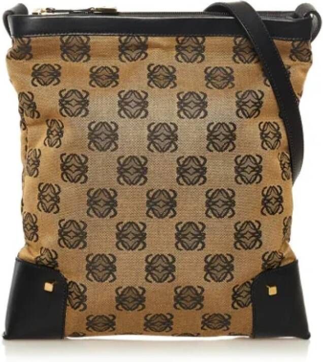Loewe Pre-owned Canvas shoulder-bags Beige Dames