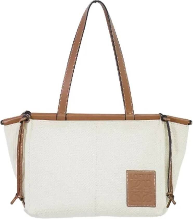 Loewe Pre-owned Canvas shoulder-bags Beige Dames