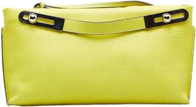 Loewe Pre-owned Leather crossbody-bags Groen Dames