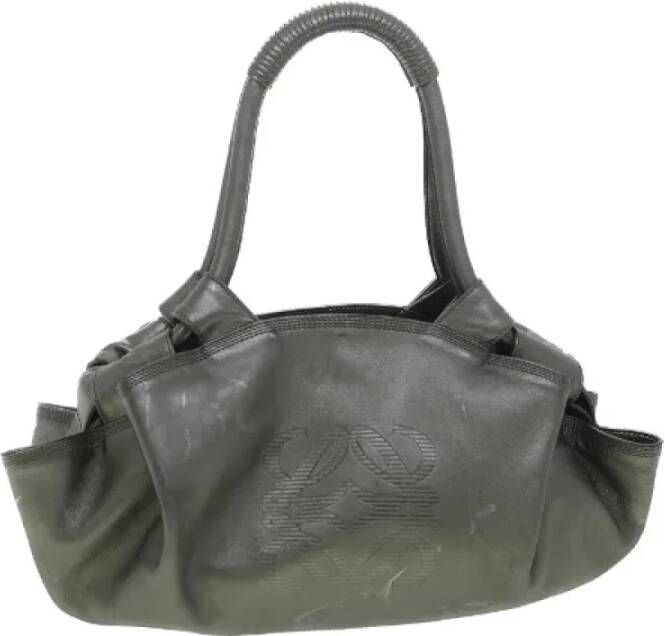 Loewe Pre-owned Leather handbags Grijs Dames