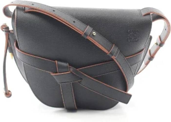 Loewe Pre-owned Leather shoulder-bags Zwart Dames