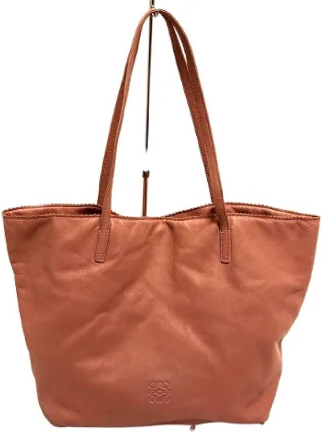 Loewe Pre-owned Leather totes Roze Dames