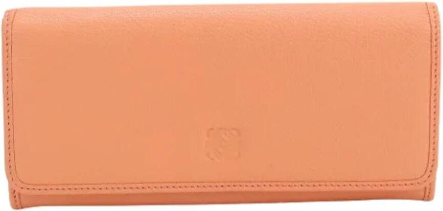 Loewe Pre-owned Leather wallets Oranje Dames