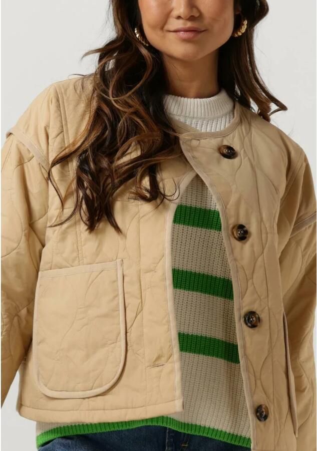 Lollys Laundry Gewatteerde Jas met Ronde Hals en Grote Zakken Beige Dames