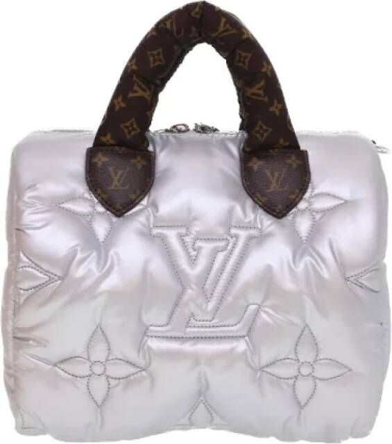 Louis Vuitton Vintage Pre-owned Nylon handbags Grijs Dames