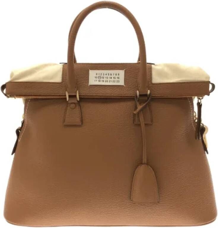 Maison Margiela Pre-owned Leather handbags Bruin Dames