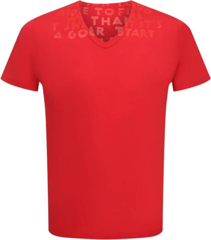 Maison Margiela Upgrade je garderobe met stijlvolle katoenen T-shirt Rood Heren