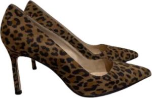 Manolo Blahnik Pre-owned Suede heels Bruin Dames