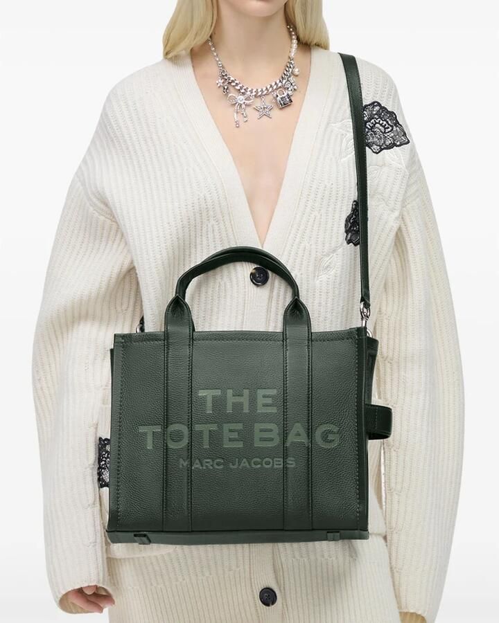 Marc Jacobs Shoppers & Totes The Medium Tote Leather Green in groen - Foto 6