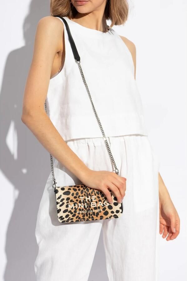 Marc Jacobs Hobo bags The Mini Shoulder Bag Leather Leopard in beige - Foto 4