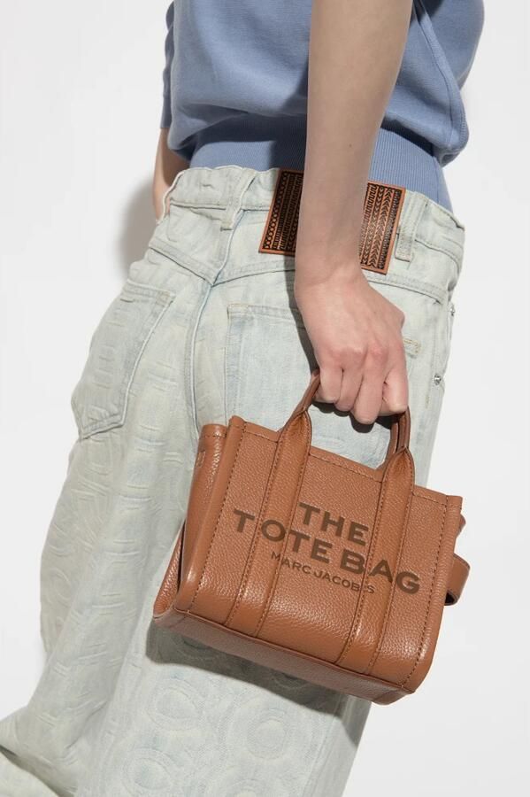 Marc Jacobs Totes & shoppers The Mini Tote in bruin - Foto 7