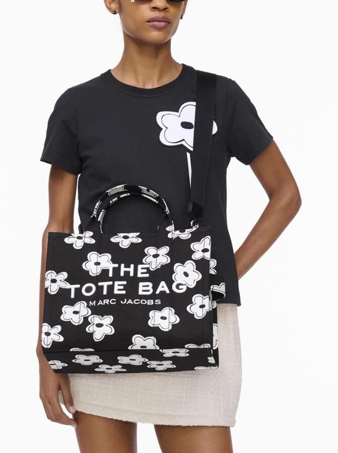 Marc Jacobs Shoppers & Totes The Medium Tote Cotton Black White in zwart - Foto 4