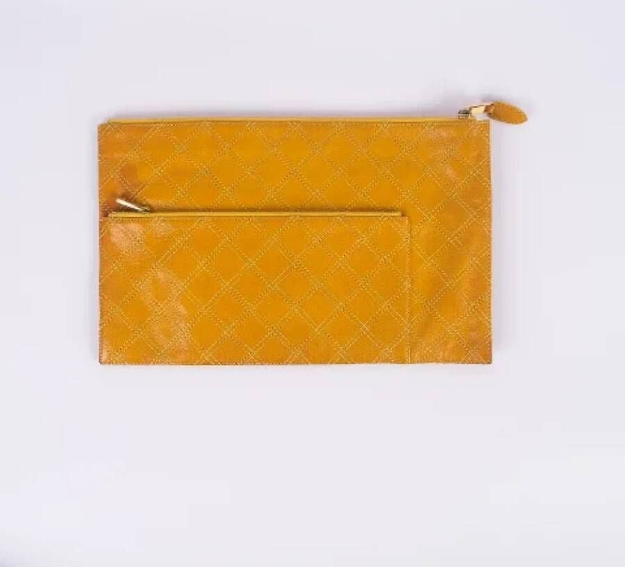 Marc Jacobs Pre-owned Leather clutches Geel Dames