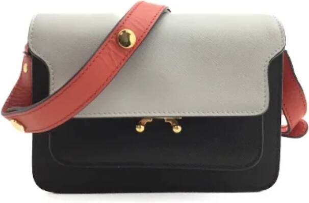 Marni Pre-owned Fabric shoulder-bags Zwart Dames