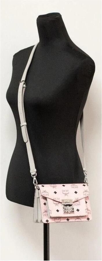 MCM Handtas Zacht roze lederen mini flap lock crossbody handtas