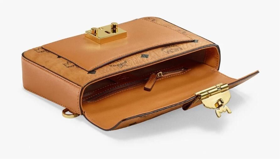 MCM Tracy Schoudertas in Visetos Brown Dames - Foto 3