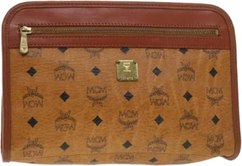 MCM Pre-owned Canvas clutches Oranje Dames