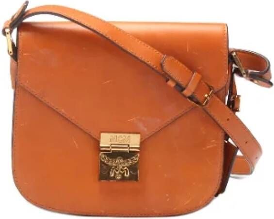 MCM Pre-owned Leather crossbody-bags Oranje Dames
