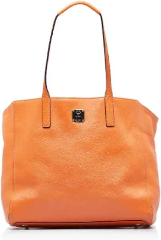 MCM Pre-owned Leather totes Oranje Dames