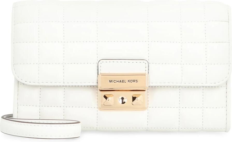 Michael Kors Gewatteerde Leren Portemonnee met Ketting White Dames