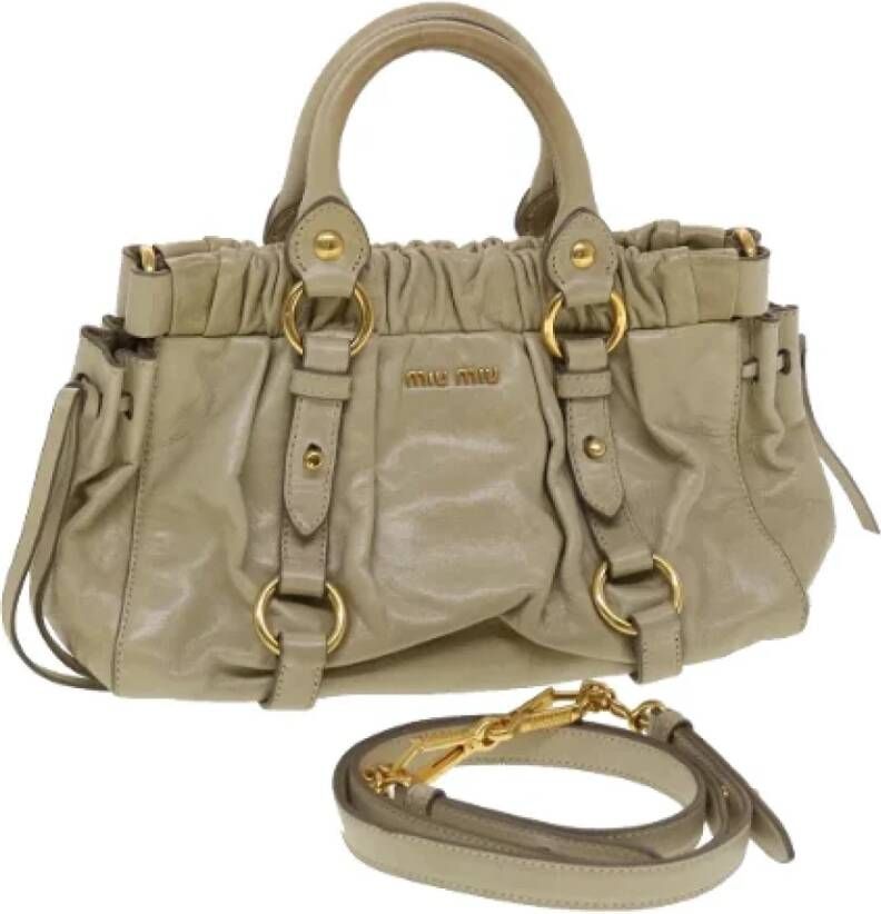 Miu Pre-owned Leather handbags Grijs Dames