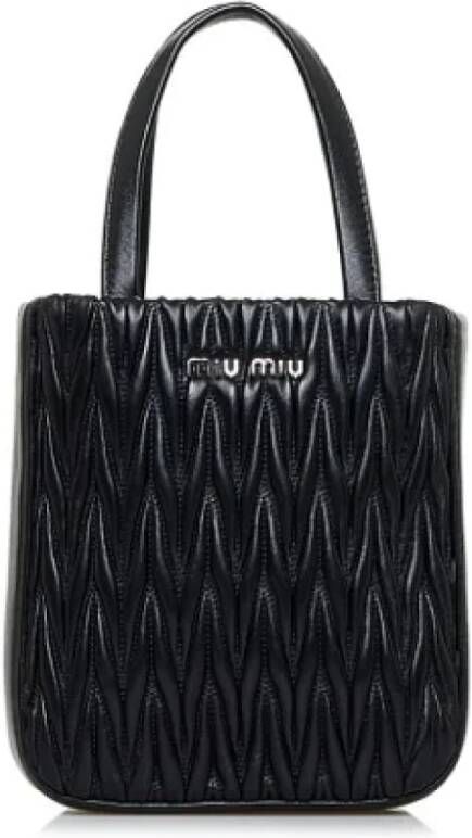 Miu Pre-owned Leather handbags Zwart Unisex