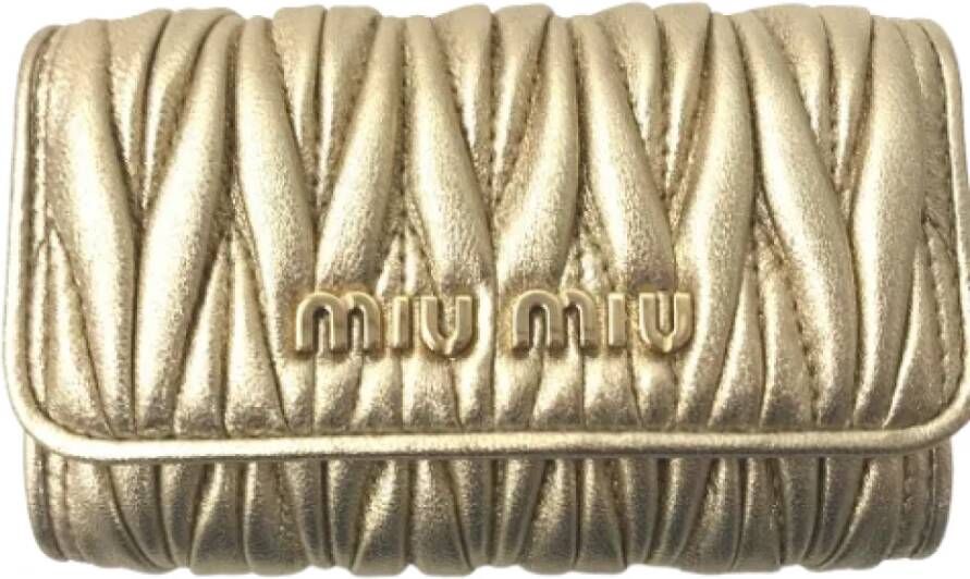 Miu Pre-owned Leather wallets Geel Dames