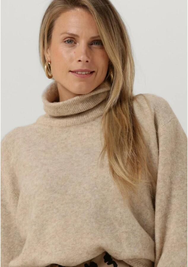 MODSTRÖM Modström Dames Truien & Vesten Adrian T-neck Zand - Foto 4