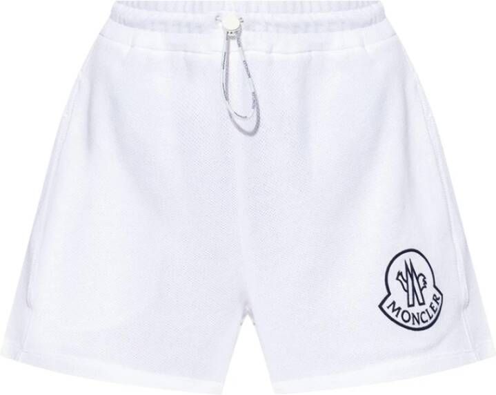 Moncler Stijlvolle Logo Shorts voor Vrouwen White Dames