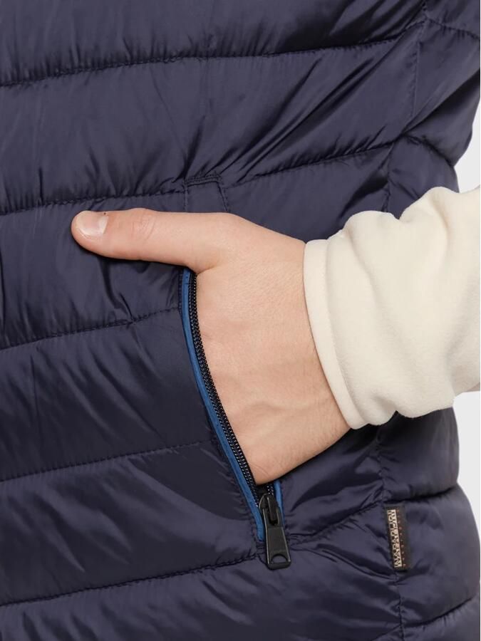 Napapijri Regular fit bodywarmer met opstaande kraag model 'AERONS'