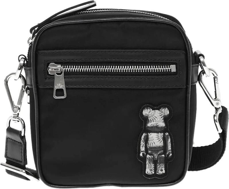 Neil Barrett Hobo bags Bearbrick Logo Nylon Twill Crossboby Bag in zwart - Foto 4