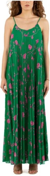 Nenette Dresses Groen Dames