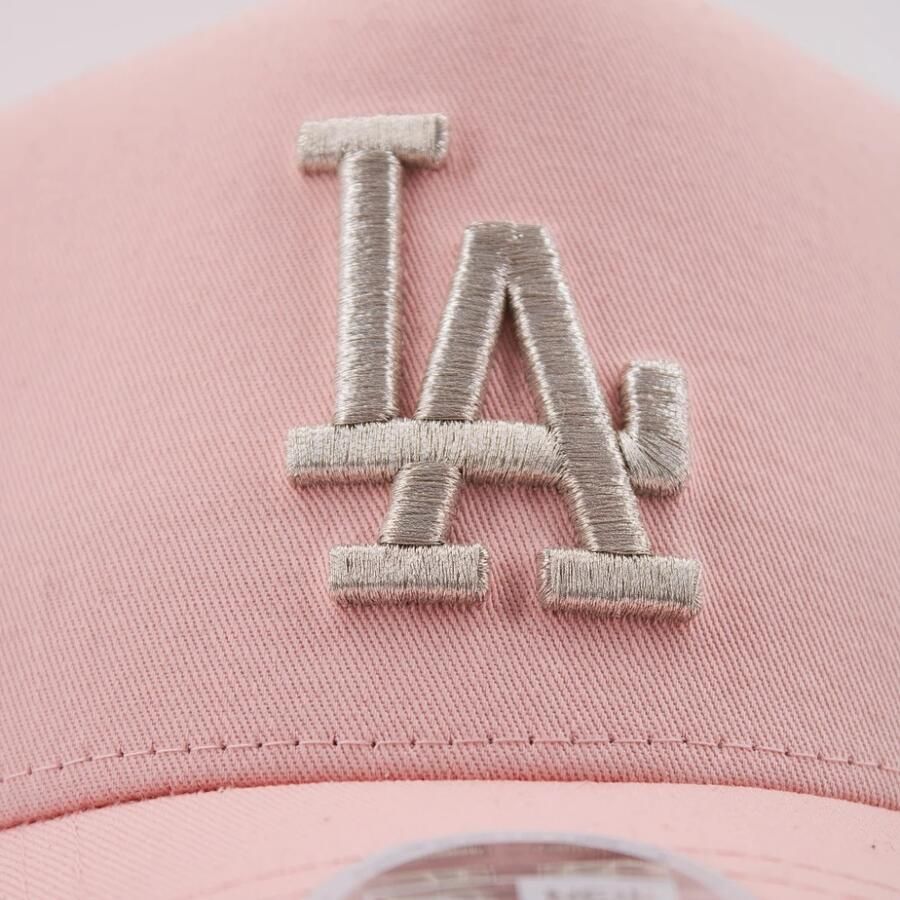 New era Female Trucker Metallic Los Angeles Dodgers Caps in lichtroze formaten: ONE SIZE