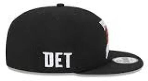 New era NBA ALT Pet Zwart Patched Logo Black Heren