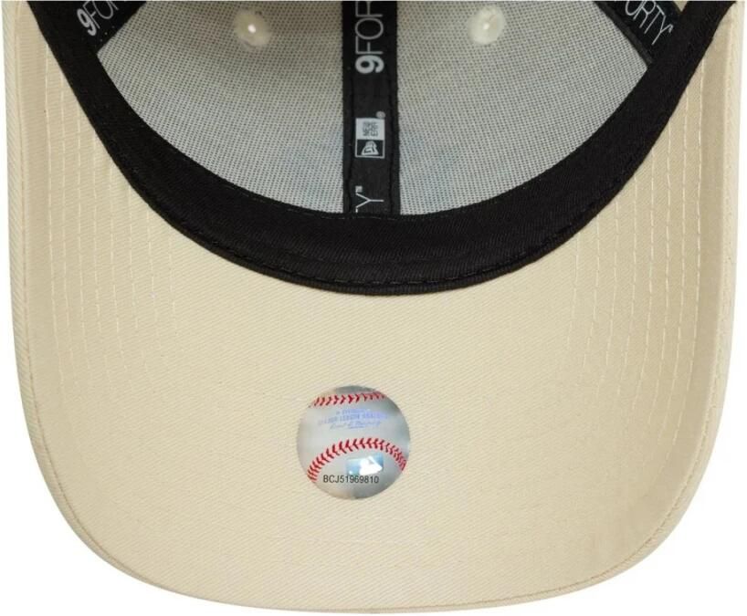 New era Yankees League Essential Pet Beige Heren
