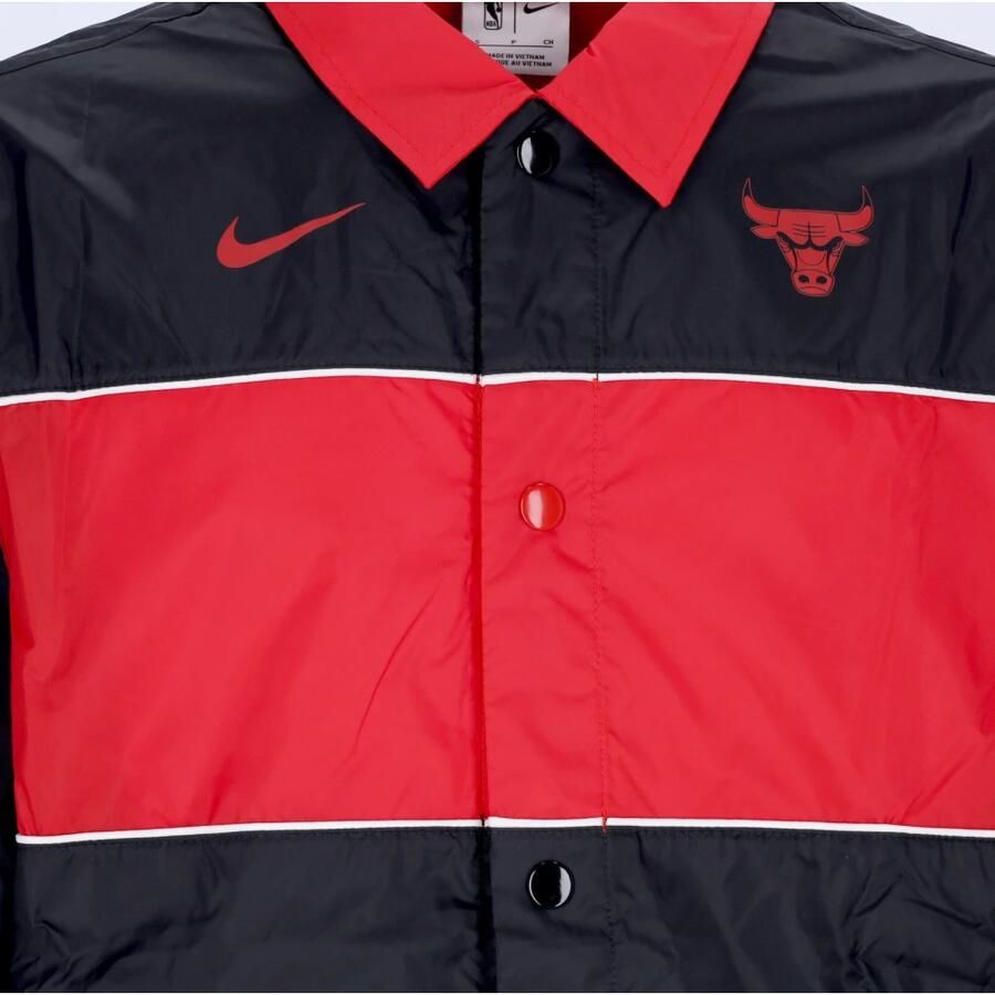 Nike Chicago Bulls Courtside Licht NBA-herenjack met drukknoopsluiting Zwart