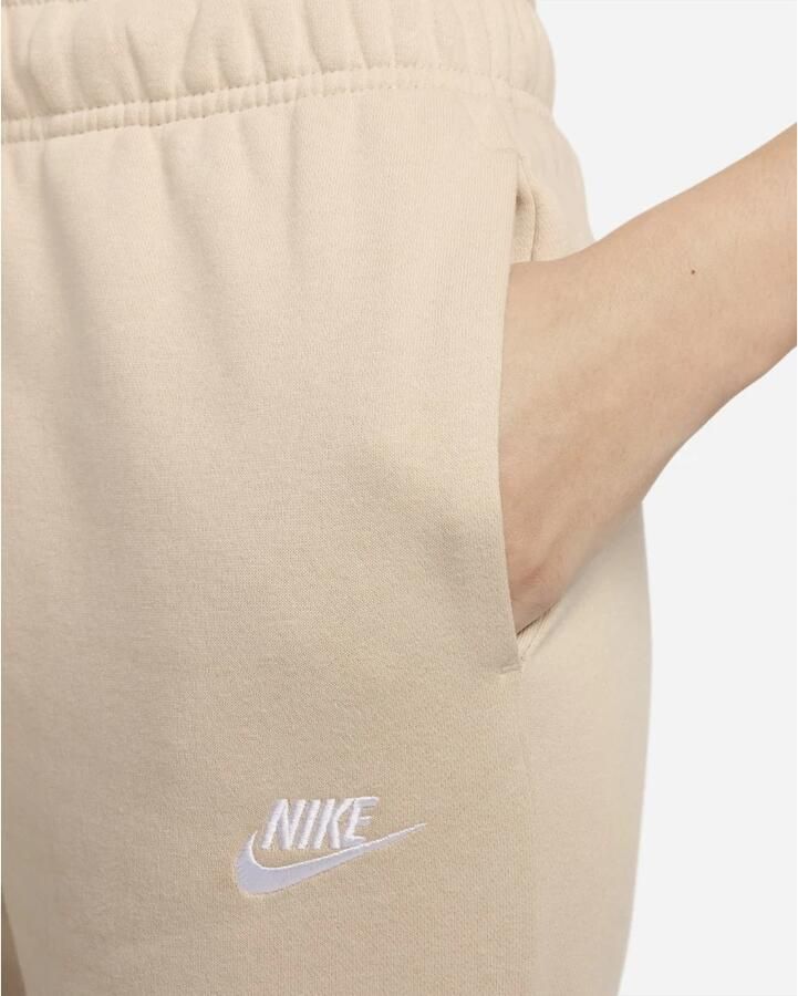 Nike Club Fleece Trainingsbroek Beige Dames - Foto 2