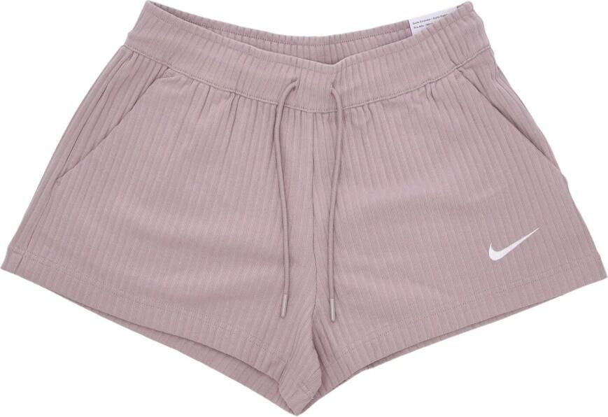 Nike Sportswear Geribde jersey damesshorts met hoge taille Bruin