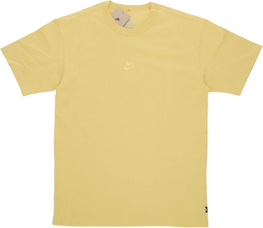 Nike Sportswear Premium Essentials T-shirt voor heren Geel