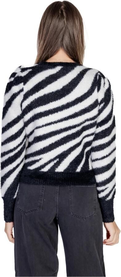 Only Regular fit gebreide pullover met plooien bij de mouwaanzet model 'PIUMO'