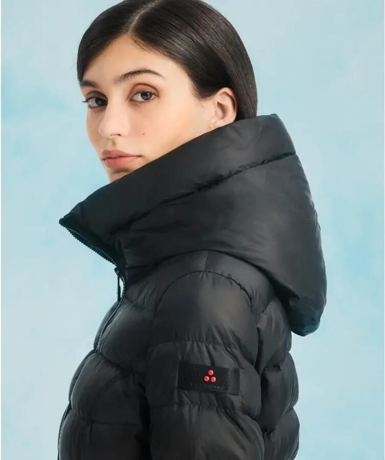 Peuterey Zwarte gewatteerde halflange jas met funnel-neck Black Dames