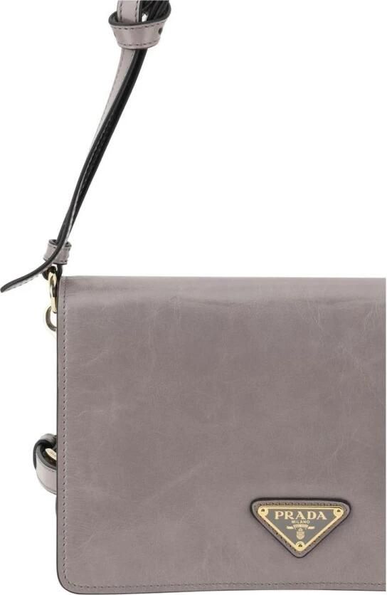 Prada Schoudertas Leren schoudertas met verstelbare riem en dubbele binnenvakken